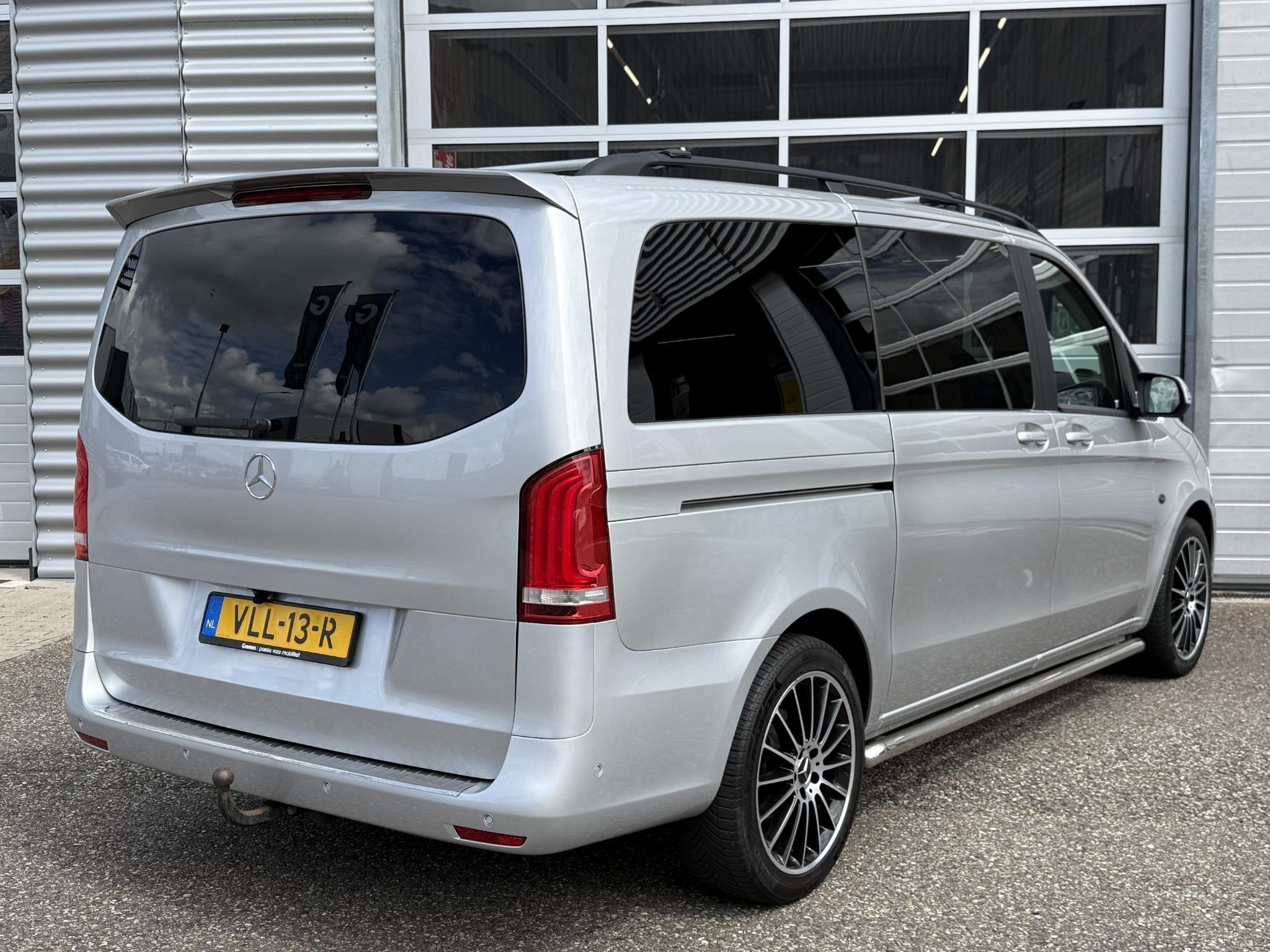Mercedes-Benz Vito 114 CDI Lang DC | DIAMAND STITCHING | LED, Auto's, Bestelauto's, Automaat, Gebruikt, Euro 6, 4 cilinders