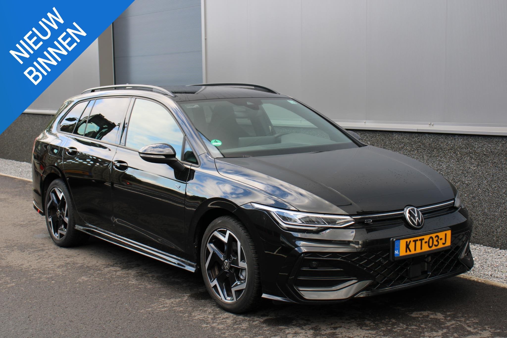 Volkswagen Golf Variant 1.5 eTSI 150PK R-LINE PDC, CAMERA, A, Stof, 4 cilinders, 150 pk, 1337 kg