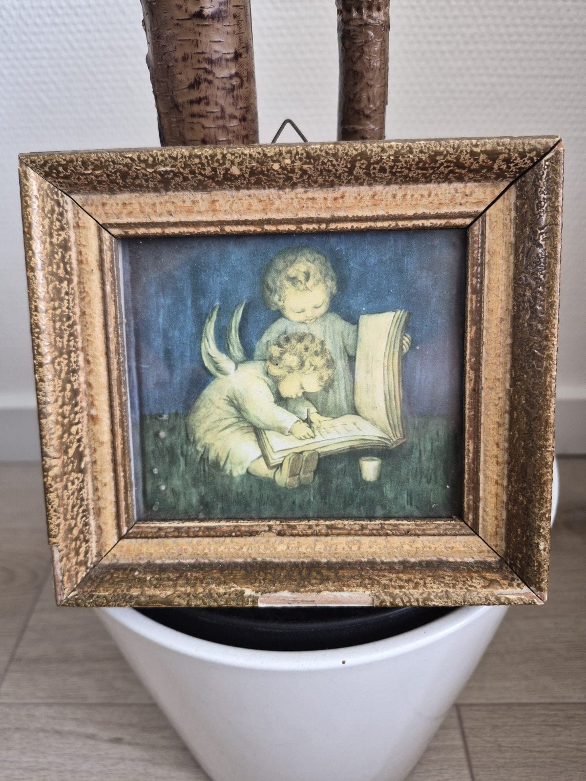 Vintage Schilderijtje Engeltjes met Boek in Oude Lijst, Ophalen of Verzenden