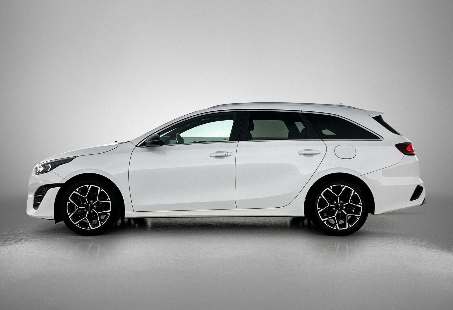 Kia Ceed Sportswagon 1.5 T-GDi GT-Line | Grote laadruimte |, Voorwielaandrijving, 12 maanden, Automatische klimaatregeling, 610 kg