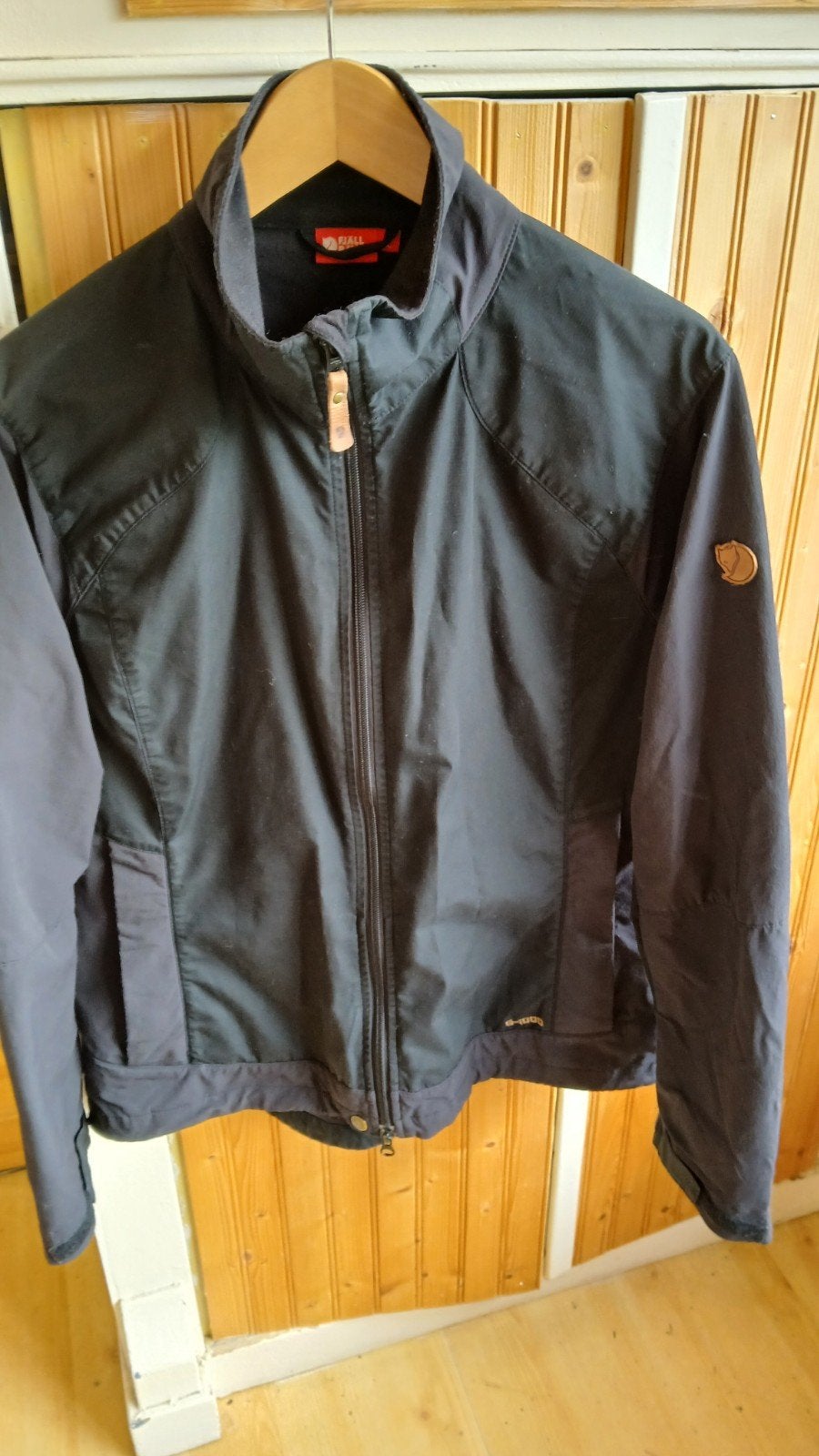 Fjallraven  dames jasje XL, Ophalen of Verzenden, Gedragen, Maat 42/44 (L), Zwart