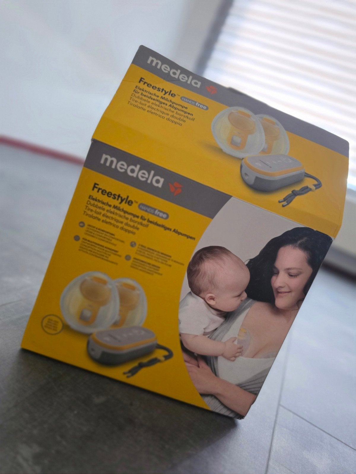 Medela Freestyle Hands-free Dubbele Elektrische Borstkolf, Medela, Nieuw, Borstkolf, Ophalen of Verzenden