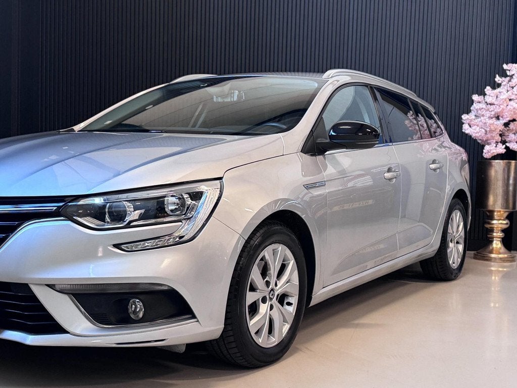 Renault Mégane Estate 1.3 TCe Limited | CAMERA | STOELVERW., Voorwielaandrijving, Stof, Gebruikt, 4 cilinders