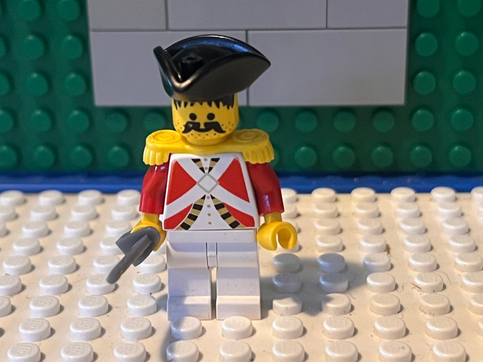 Lego piraten imperial guard officer minifiguur, Ophalen of Verzenden, Zo goed als nieuw