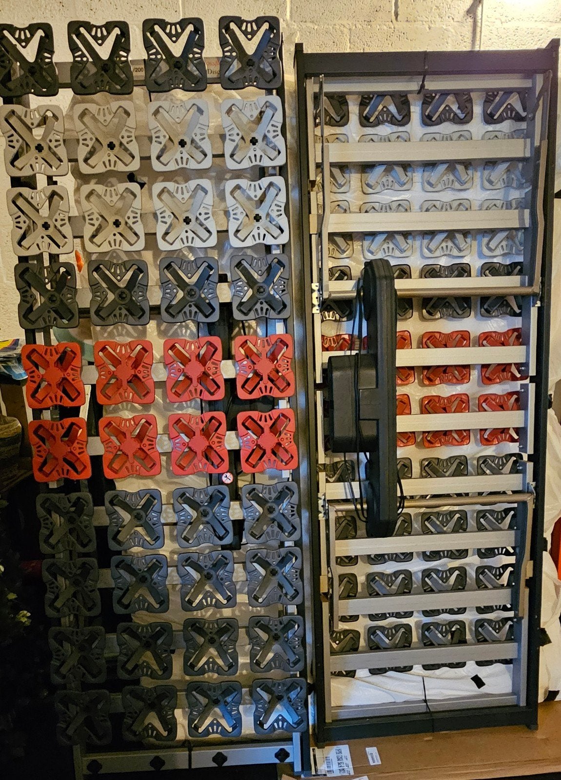 2x 70x200 schotelbodem electrisch, Ophalen