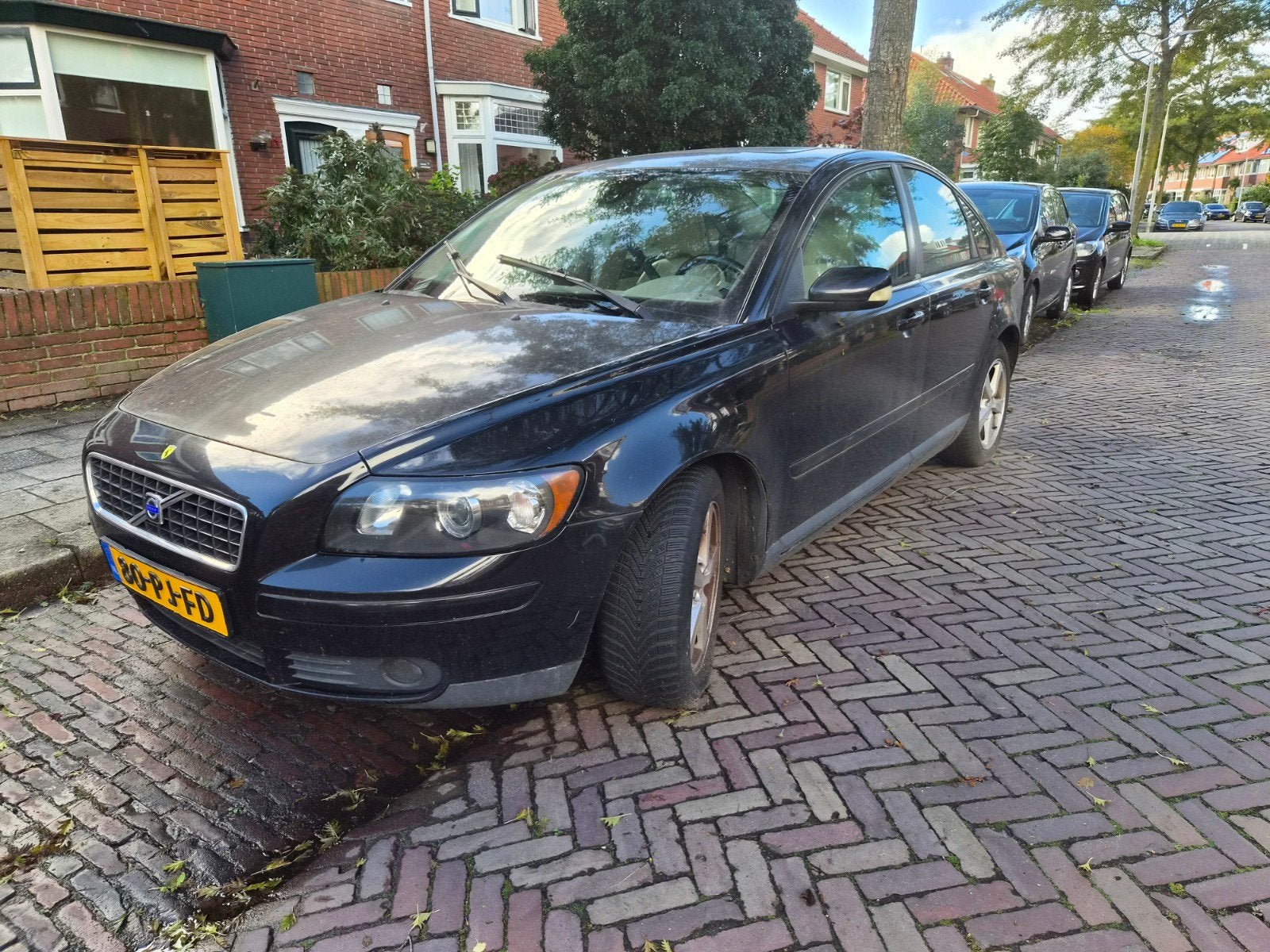 Volvo S40 1.8 2004 Zwart / NIEUWSTE IS ERAF, Voorwielaandrijving, 125 pk, 4 cilinders, Zwart