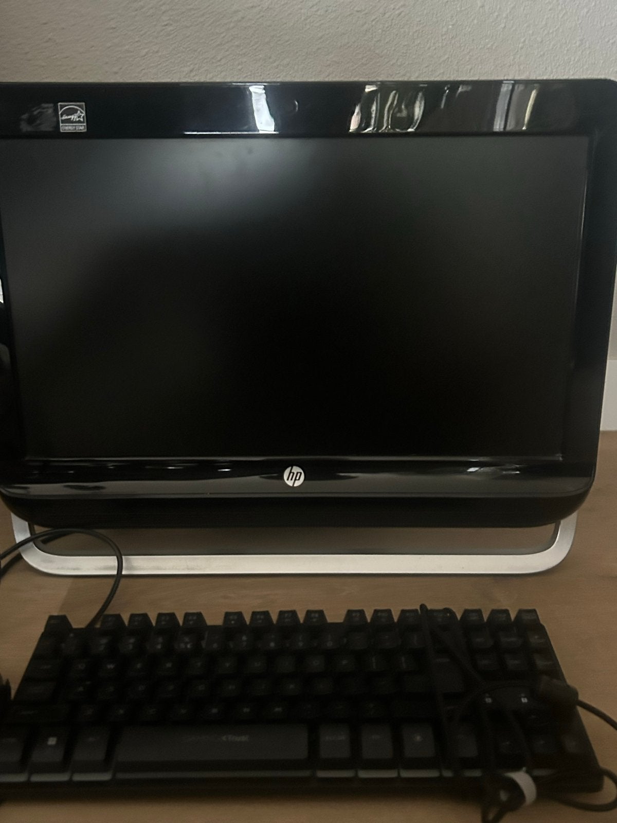 HP All-in-One Desktop PC met toetsenbord, Computers en Software, Desktop Pc's, Ophalen, Gebruikt, HDD, Met monitor