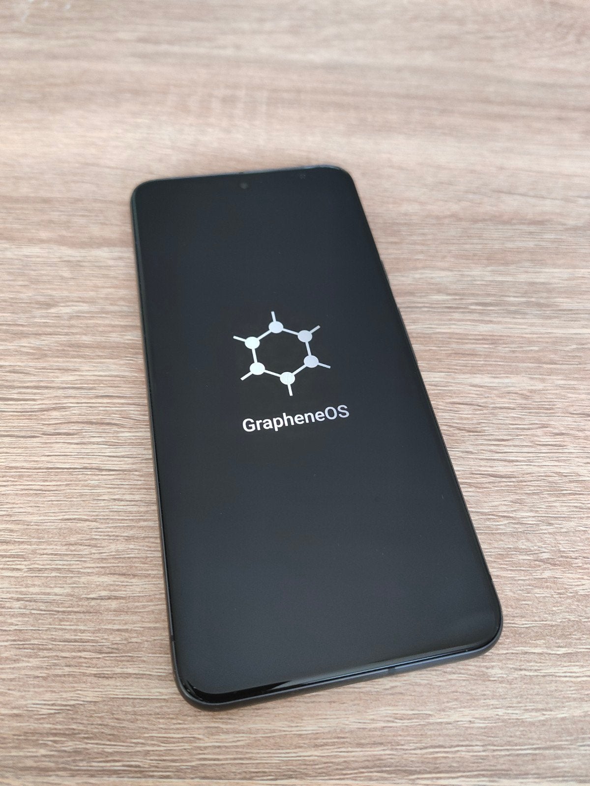 Google Pixel 8a 128GB met GrapheneOS of Android, Ophalen of Verzenden, Zo goed als nieuw, 6 megapixel of meer