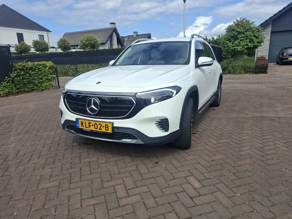 Mercedes-Benz EQB 2023 Bomvol met Wit Lederen Interieur!, 190 pk, 435 min, Wit, Elektrisch