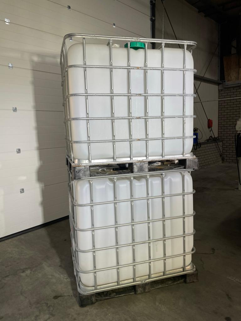 IBC Vaten 1000L - Zo goed als nieuw. 4 stuks, Ophalen, 100 cm of meer, 60 cm of meer, Bak of Kist