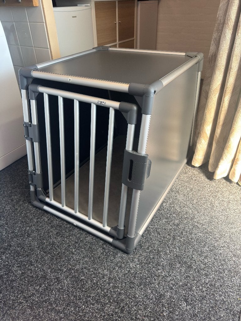 Trixie auto vervoersbox/hondenbench aluminium m/l, Ophalen, Zo goed als nieuw
