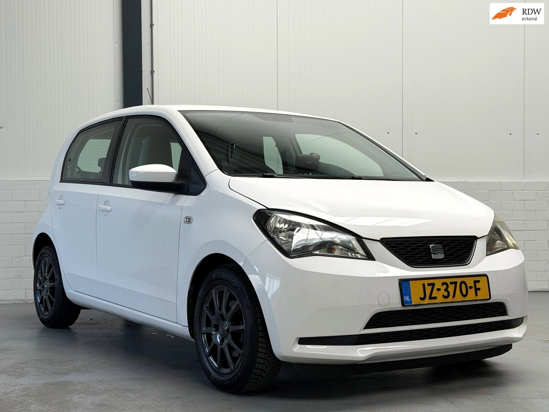 Seat Mii 1.0 Style Chic|Airco|5 DRS, Auto's, Voorwielaandrijving, Euro 5, Stof, Gebruikt