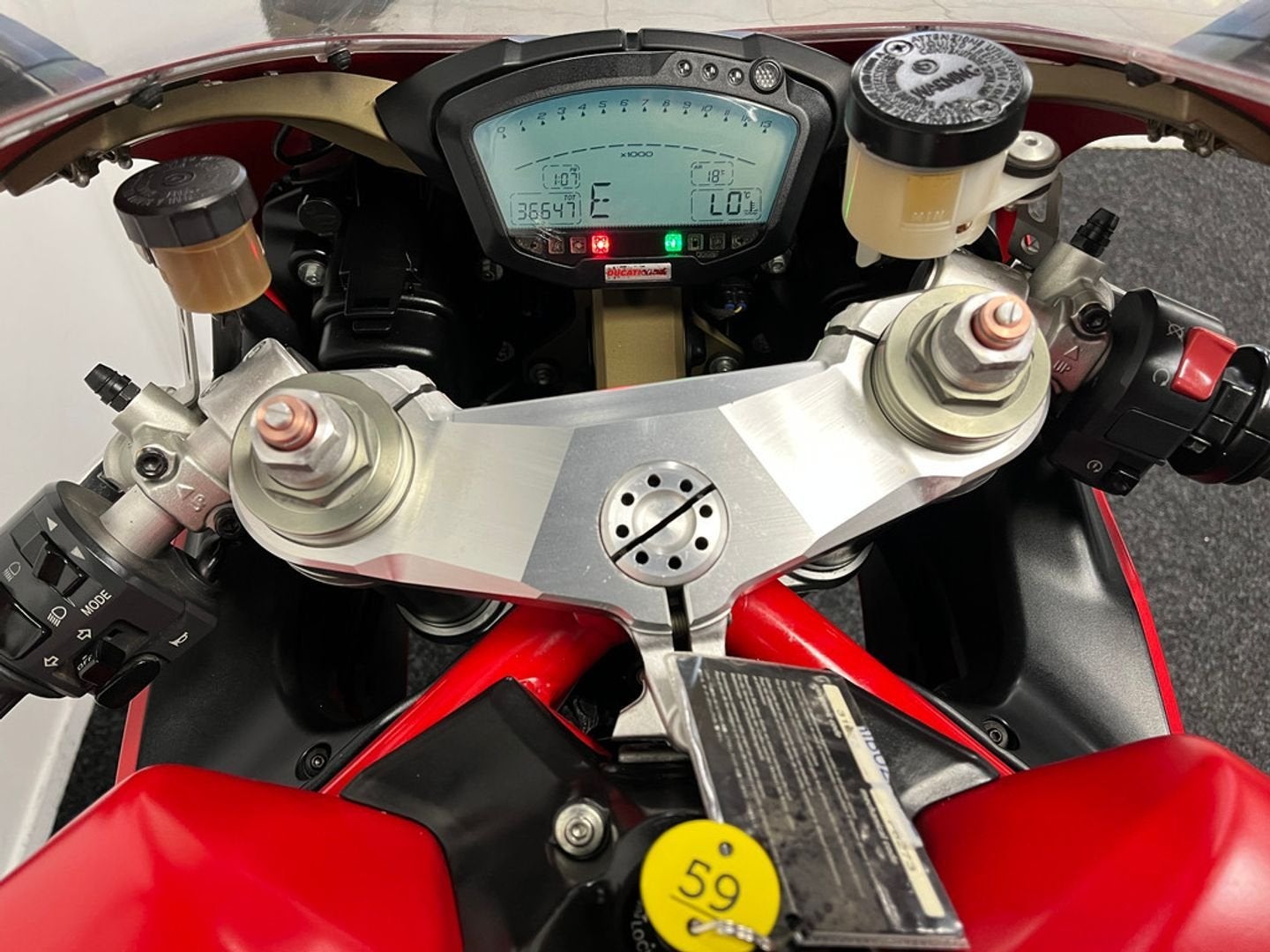 Ducati 848 (bj 2009), DUCATI, 2 cilinders, 849 cc, Motorrijbewijs A