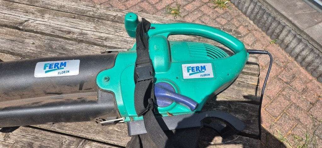 Bladblazer / Bladzuiger - FERM Florin FLB-2400, Tuin en Terras, Ophalen, Elektrisch, Met opvangzak, Handgedragen
