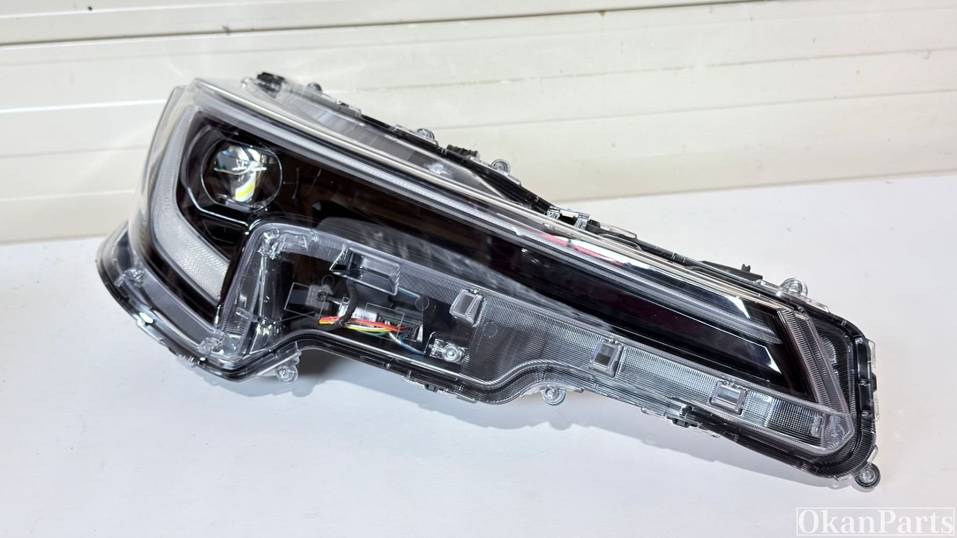 Suzuki Swace LED rechter koplamp rechts 81110-02X10, Info@suzuki.co.jp, Takatsuka-cho, Chuo-ku 300
432-8611  Hamamatsu, Suzuki Motor Corporation