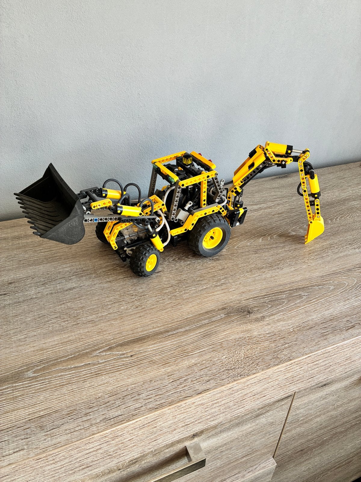 Lego Technic 8455 Pneumatische Graafmachine - Compleet, Ophalen, Gebruikt