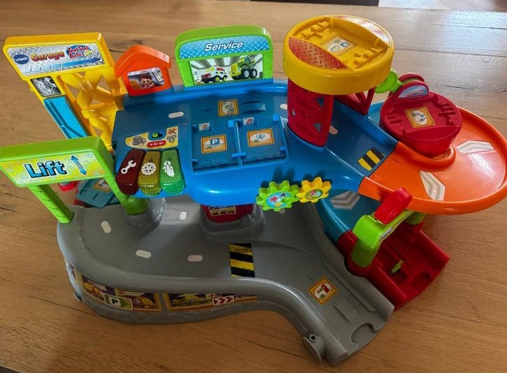 VTech Toet Toet Auto's Garage met 13 auto's en figuren, Ophalen, Zo goed als nieuw, Jongen of Meisje