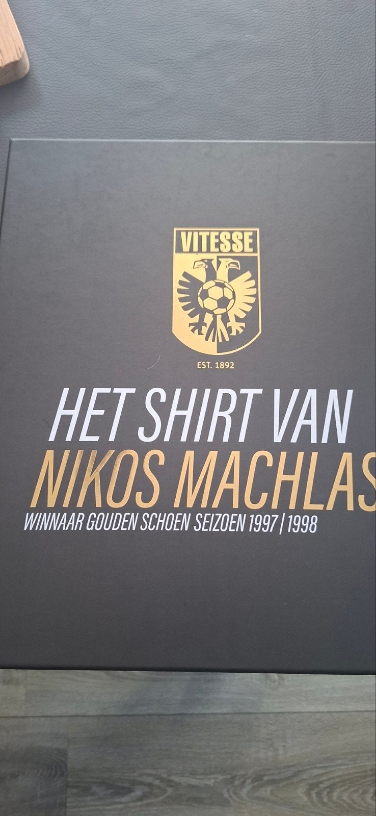 Vitesse Retro Shirt - Nikos Machlas Limited Edition, Nieuw, Ophalen of Verzenden, Vitesse, Voetbal