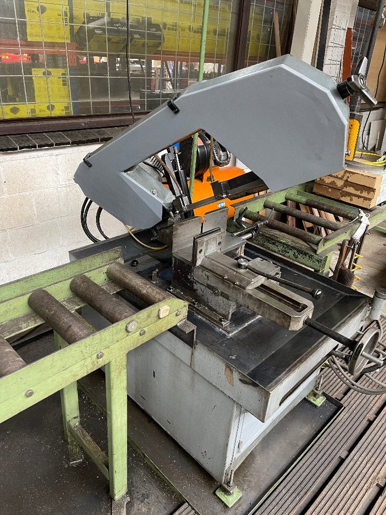 Huvema HU 230 DG 16910 bandzaagmachine met aan-afvoerbaan, Ophalen, Gebruikt, 70 mm of meer, Huvema