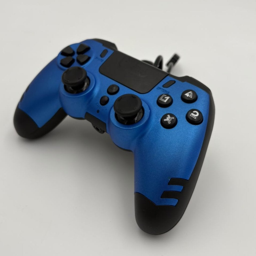 Steelplay MetalTech Wired Controller Playstation (PS4 & PS3), Spelcomputers en Games, Flex Ltd., Zo goed als nieuw, https://flex.com/contact-us