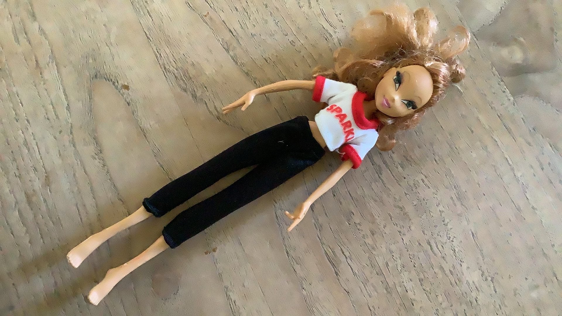 Barbie winx, Ophalen of Verzenden, Gebruikt, Kleertjes
