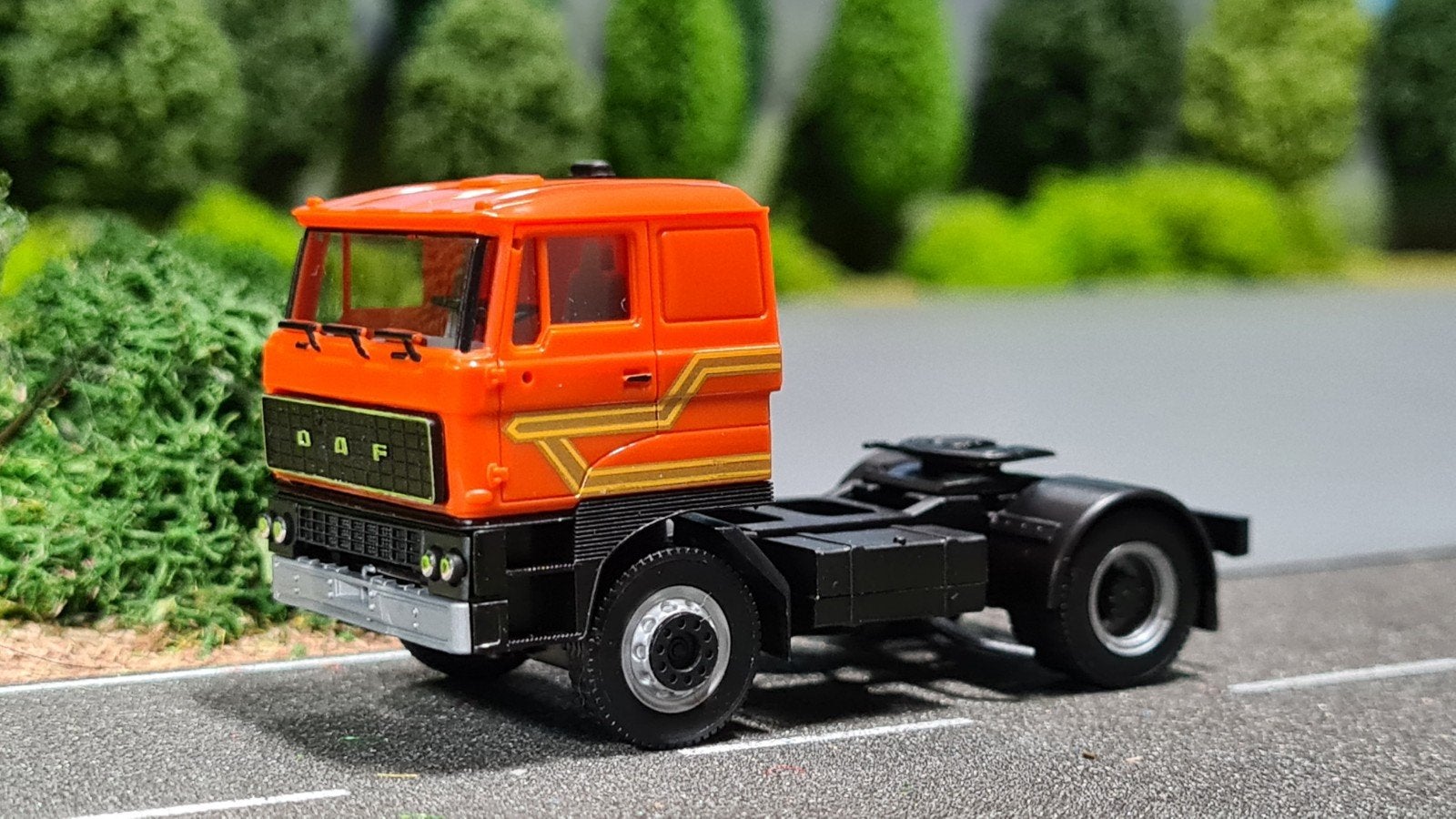 265 Herpa 1:87 Daf 2800 4x2 trekker, Ophalen of Verzenden, Nieuw
