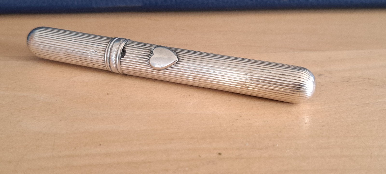 Antieke 19e Eeuwse Zilveren Naaldenkoker met Hartje, Ophalen, Zilver
