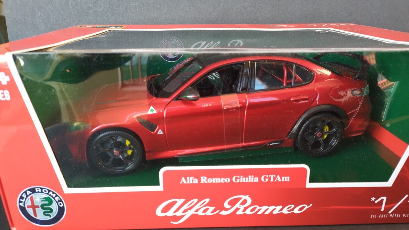 Alfa Romeo Giulia GTam rosso 1:18 Bburago Burago Pol, Auto, Verzenden, ., Nieuw
