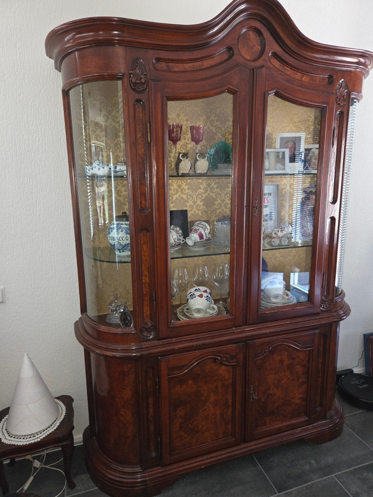mooie kersen vitrine kast, in goede staat, Ophalen, 150 tot 200 cm, Kersenhout, 150 tot 200 cm