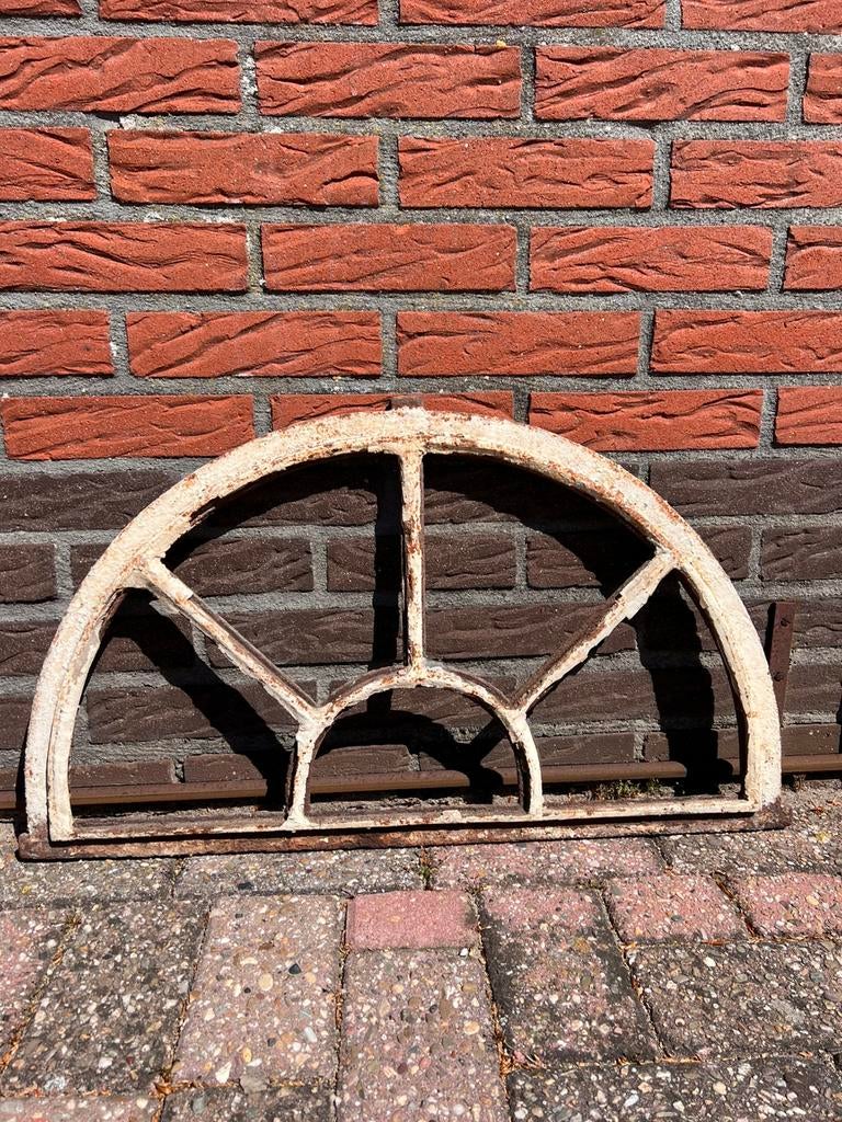 2 oude stal ramen, Ophalen, Zo goed als nieuw, Minder dan 80 cm, Gevelraam of Ruit