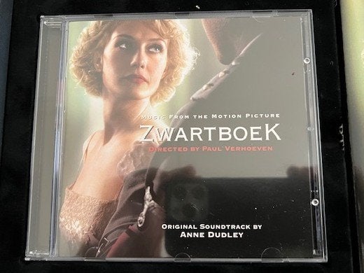 ZWARTBOEK DVD en CD limited edition in black box, Vanaf 16 jaar, Verzenden, Nederland, Inclusief doosje