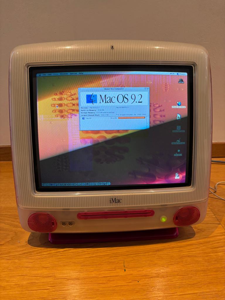 Apple iMac G3 Ruby  – 400MHz / 576MB RAM, Computers en Software, Vintage Computers, Ophalen