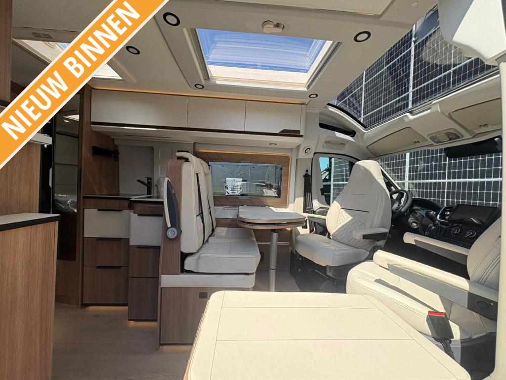 Dreamer D62, Buscamper of Camperbus, Airbags, Koelkast, Bedrijf