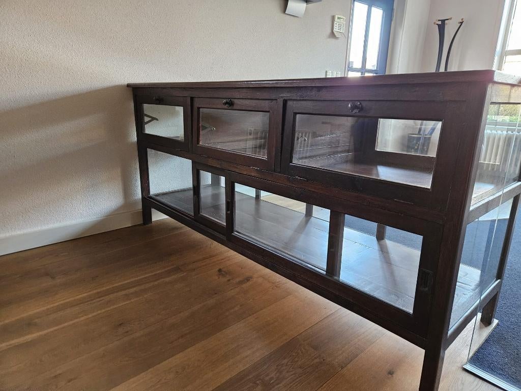 toonbank vitrinekast, Ophalen, Gebruikt, Glas, 150 tot 200 cm