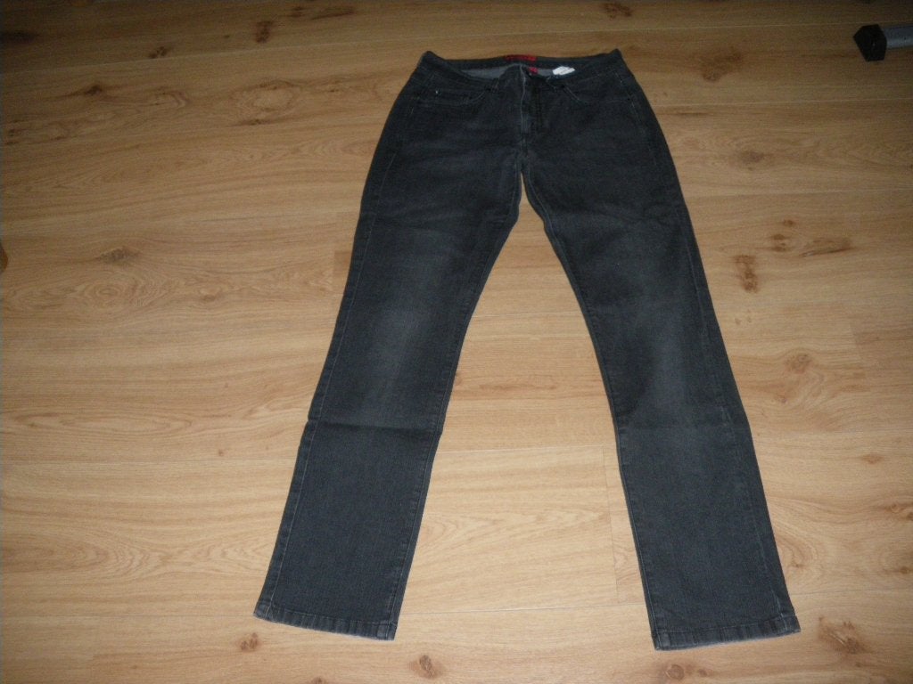 hele mooie zwarte spijkerbroek siersteentjes smal angels, Ophalen of Verzenden, Zo goed als nieuw, Zwart, W28 - W29 (confectie 36)