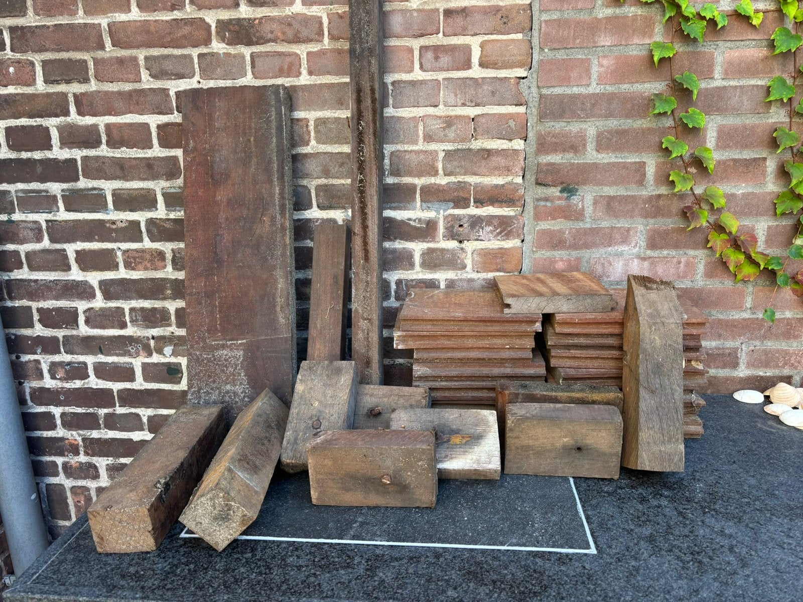 Partijtje hardhout divers, Tuin en Terras, Ophalen, Palen, Hardhout