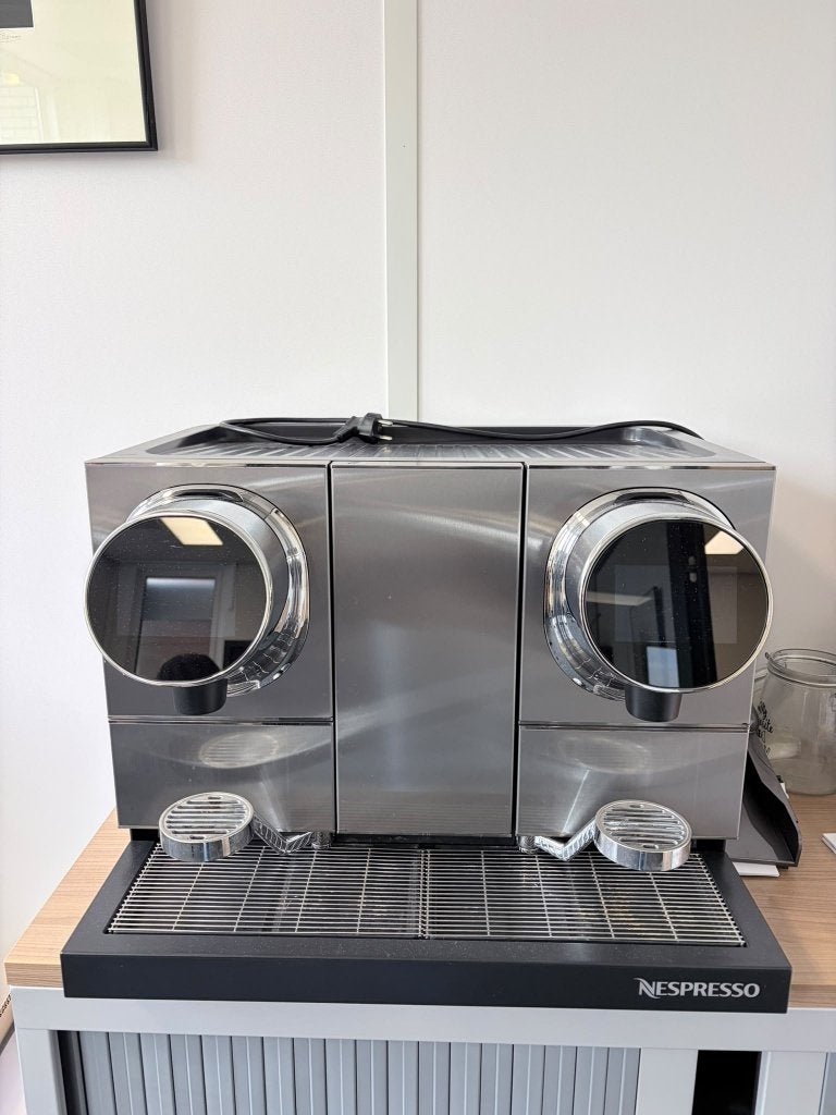 Nespresso Momento 200, Ophalen, Zo goed als nieuw