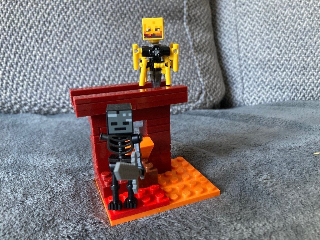 Minecraft nether lava battle set wither skeleton en blaze, Gebruikt, Minecraft, Lego, Ophalen of Verzenden