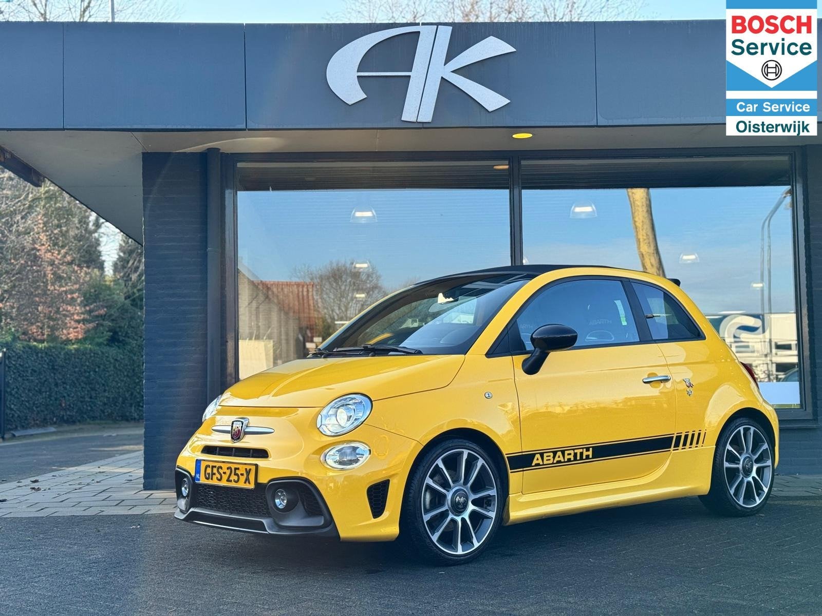 Abarth 595 1.4 T-Jet Abarth Turismo 70th Anniversary |CABRIO, Voorwielaandrijving, 12 maanden, 15 km/l, Gebruikt