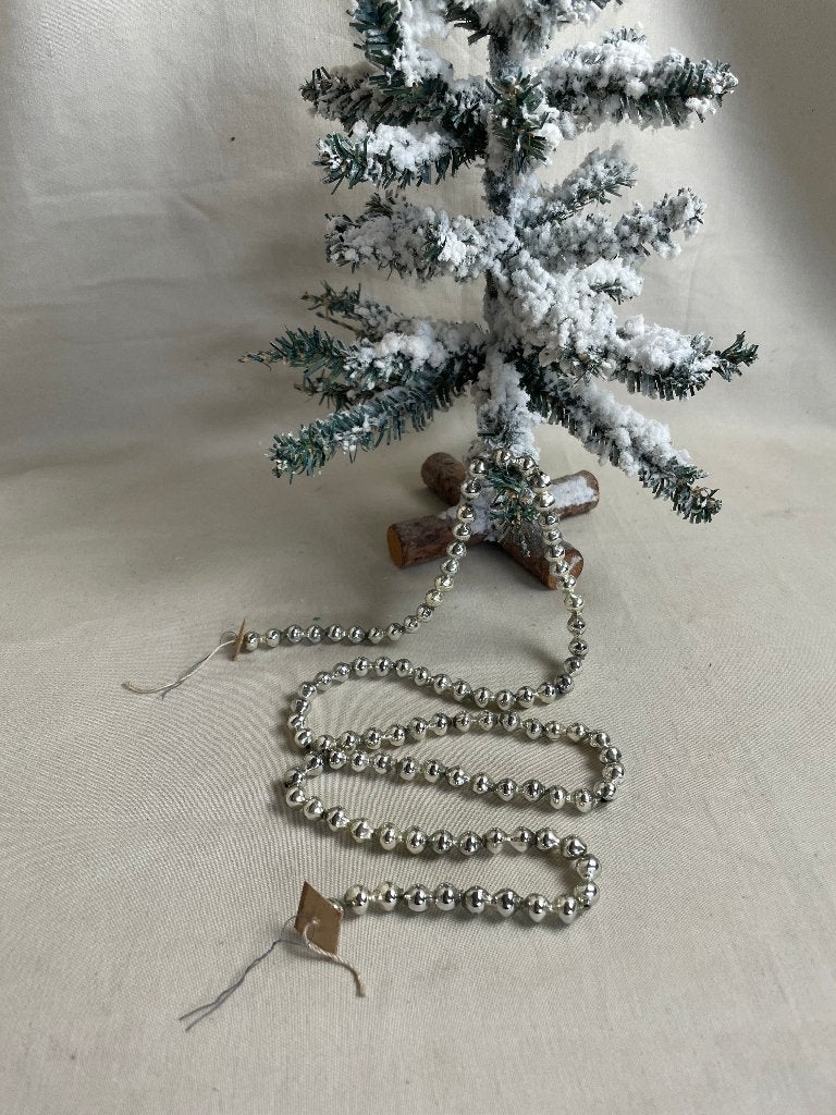 Oude zilveren kerstslinger met dubbele glazen kralen, Diversen, Ophalen of Verzenden, Gebruikt
