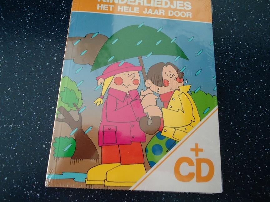 boekje met cd kinderliedjes het hele jaar door, Cd's en Dvd's, Cd's | Kinderen en Jeugd, Ophalen of Verzenden, Zo goed als nieuw