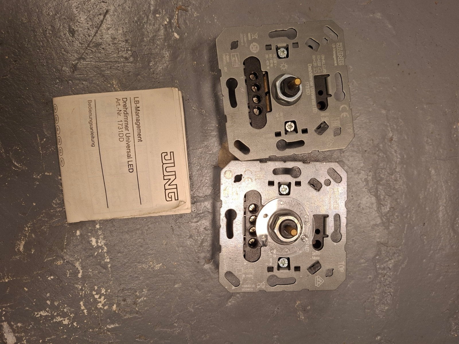 Jung universal led dimmers 1731DD, Ophalen of Verzenden, Zo goed als nieuw, Jung, Schakelaar