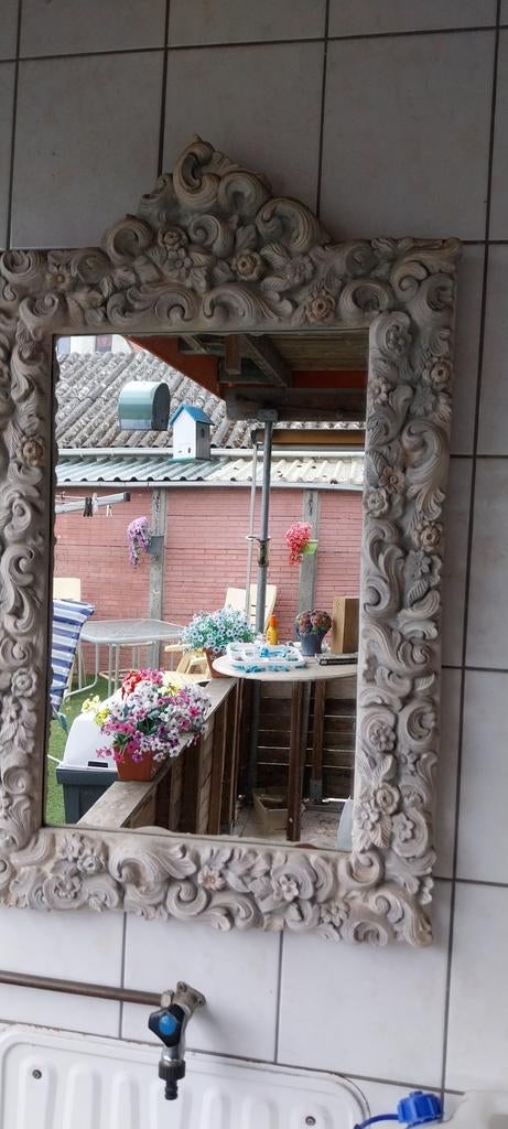 Mooie betonnen spiegel voor binnen of buiten, Huis en Inrichting, Woonaccessoires | Spiegels, Ophalen, Gebruikt, Minder dan 100 cm