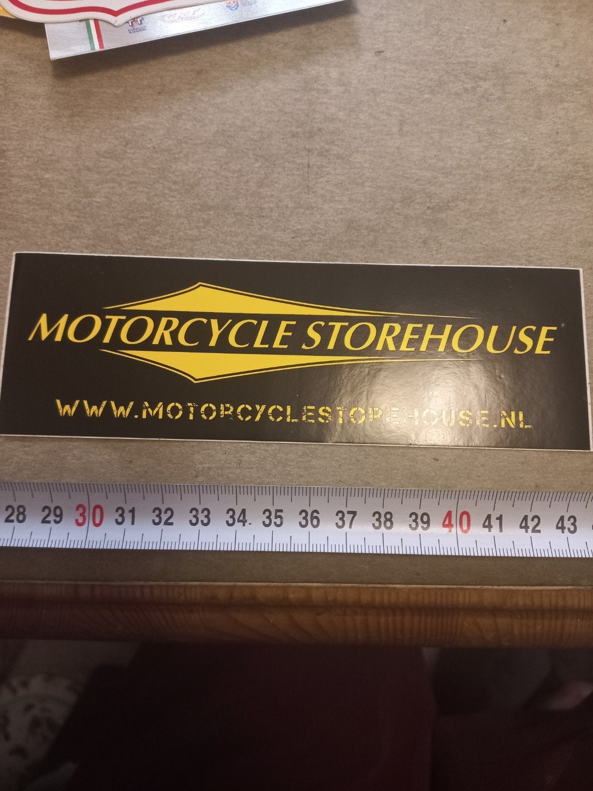Motorcycle Storehouse Sticker - Zwart/Geel, Ophalen of Verzenden
