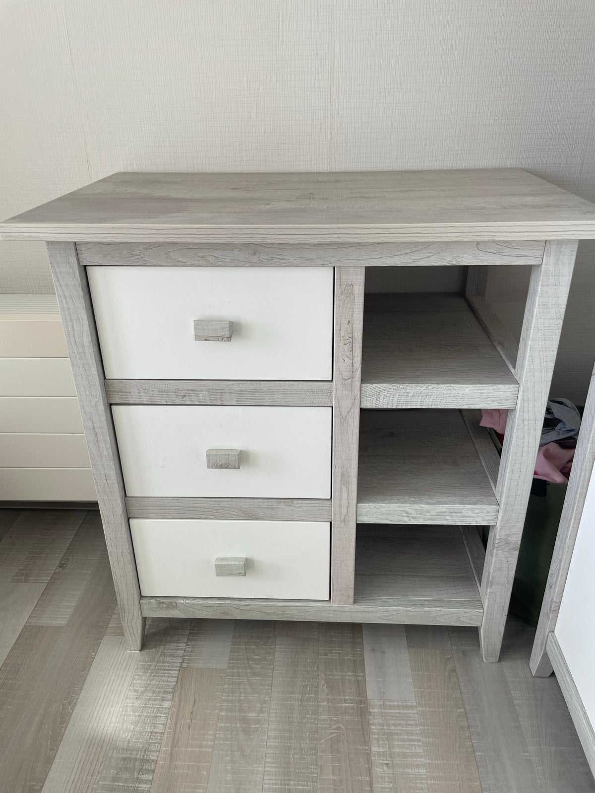 TWF Commode met 3 laden en open vakken - Vlek op blad, Kinderen en Baby's, Ophalen, Gebruikt, 50 tot 70 cm, 75 tot 100 cm
