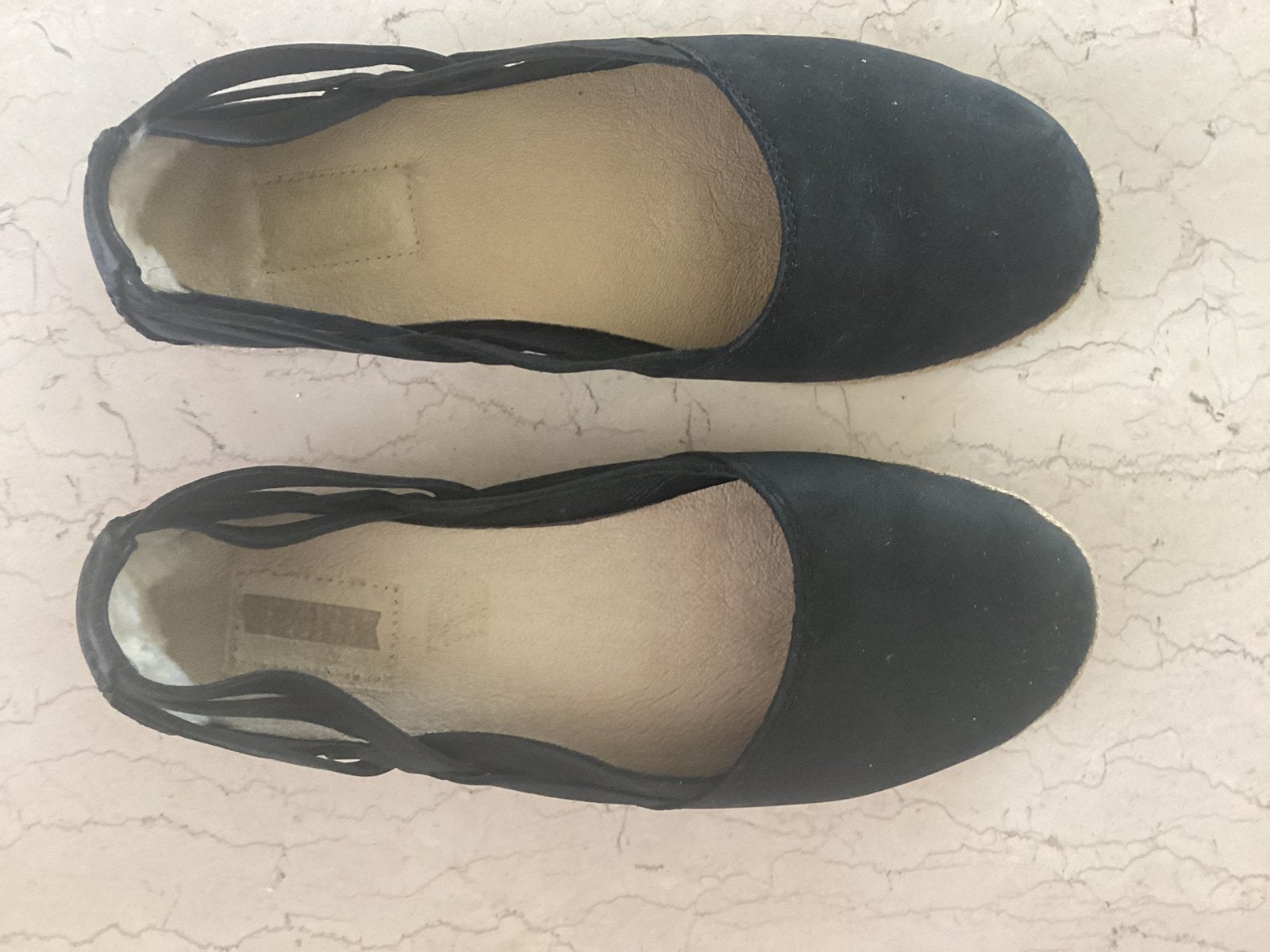 Ugg espadrilles schoenen instappers Maat 37 Zwart, Zwart, Ophalen of Verzenden, Zo goed als nieuw, Espadrilles of Moccasins
