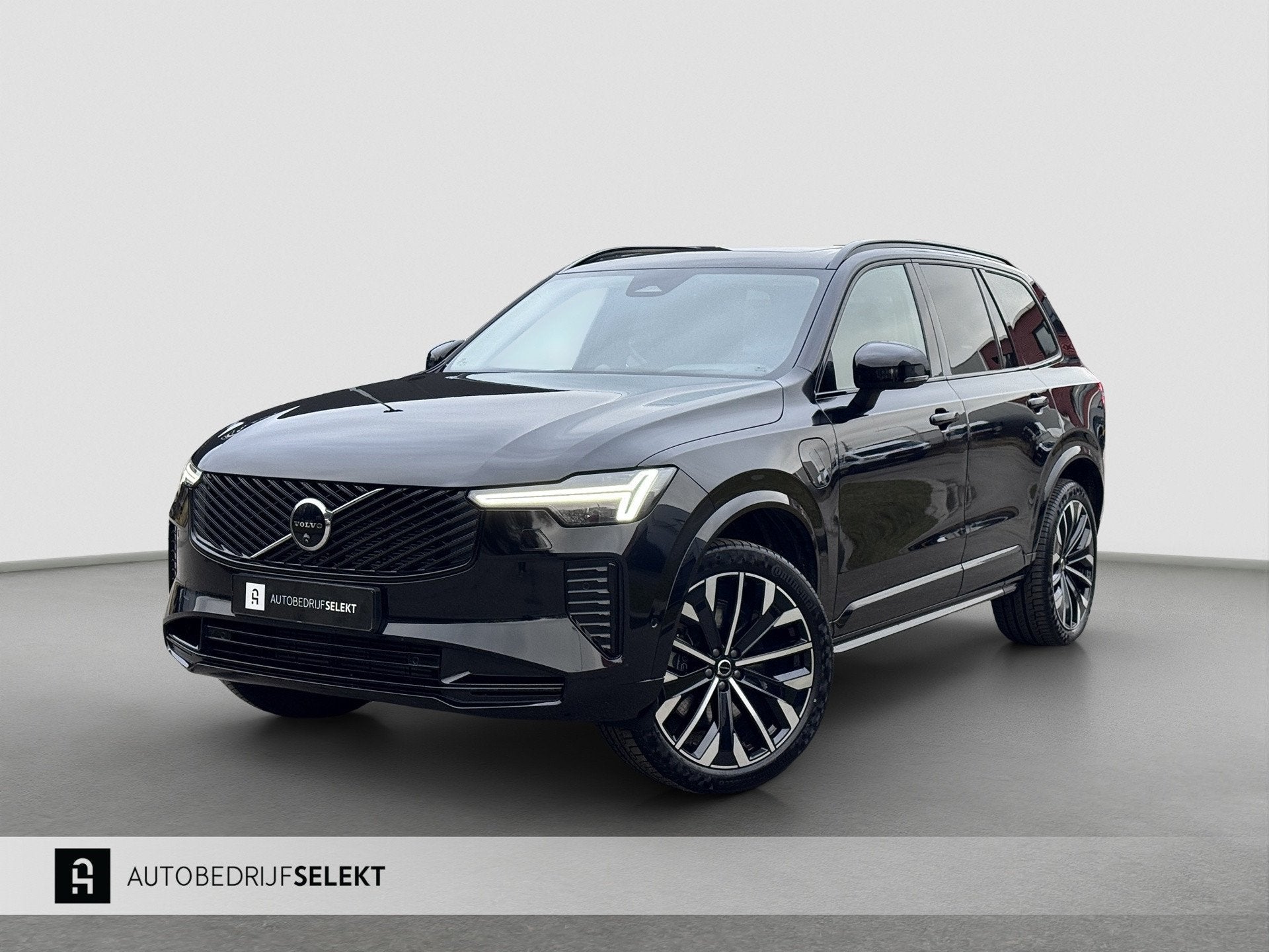 Volvo XC90 2.0 T8 Ultra Dark | Pano | Trekhaak | Bowers&Wilk, Auto's, Volvo, Gebruikt, 4 cilinders, 1969 cc, 7 stoelen