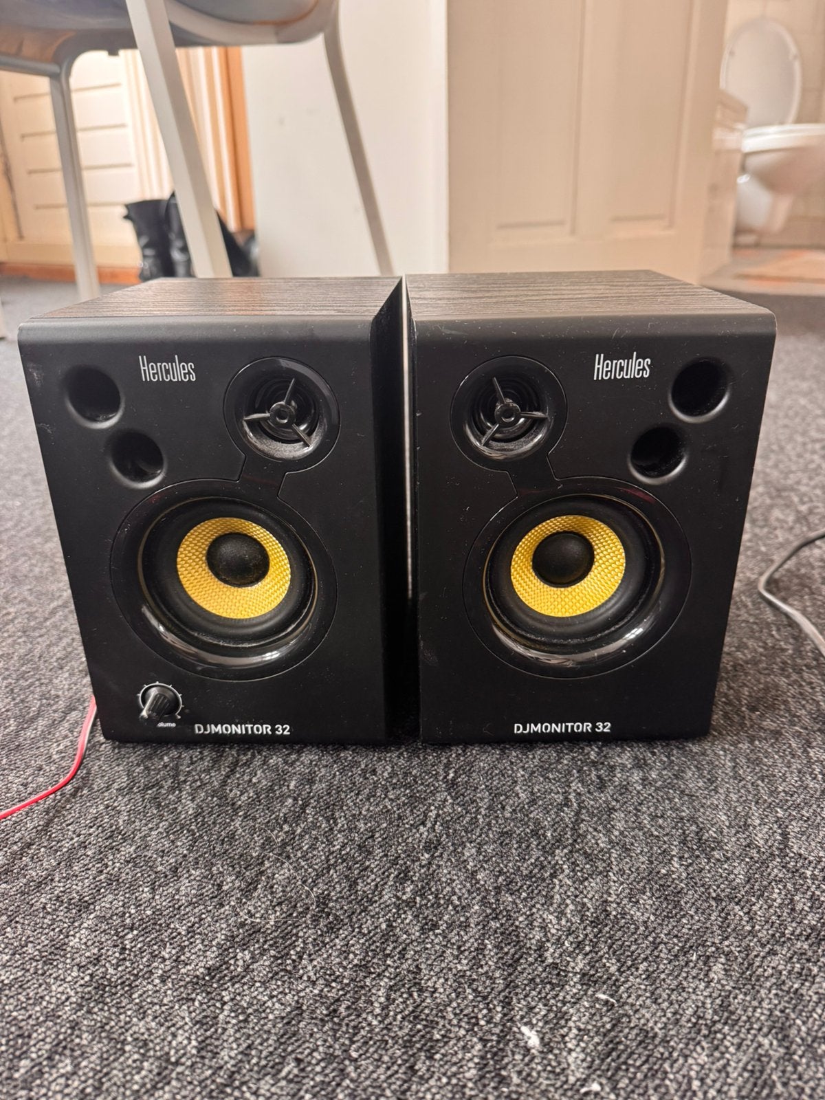 Hercules DJ speakers, Ophalen of Verzenden, Zo goed als nieuw, Minder dan 60 watt, Overige merken