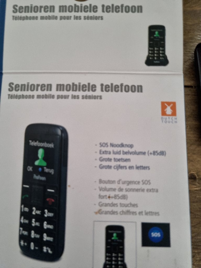 senioren telefoon kleurenscherm, Ophalen of Verzenden, Zo goed als nieuw, 6 megapixel of meer