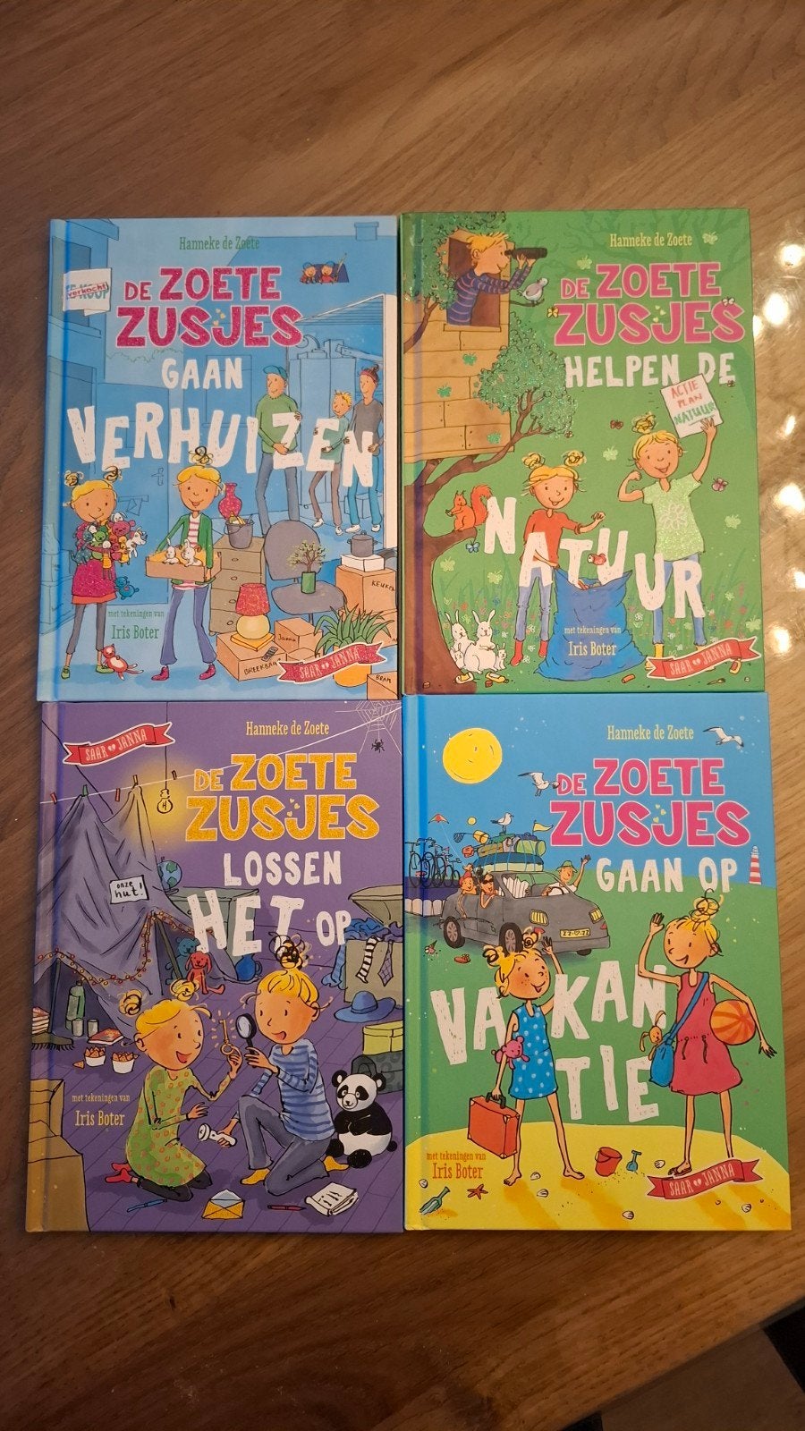De Zoete Zusjes - 4 Boeken (Zo goed als nieuw), Ophalen of Verzenden, Zo goed als nieuw, Hanneke de Zoete, Fictie algemeen